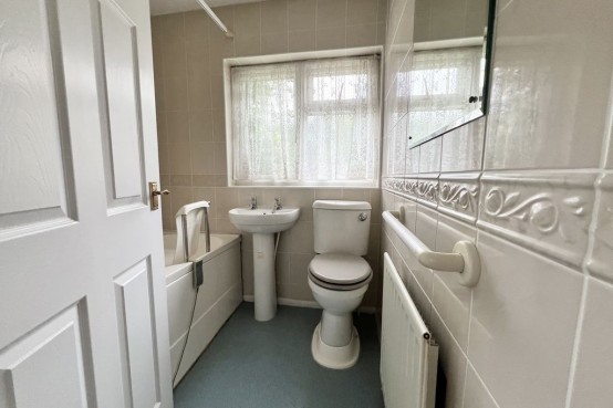 Images for Lyfield, Oxshott EAID:MatthewPierce BID:Matthew Pierce