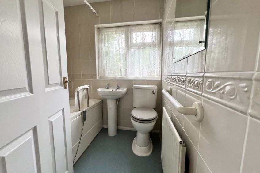 Images for Lyfield, Oxshott