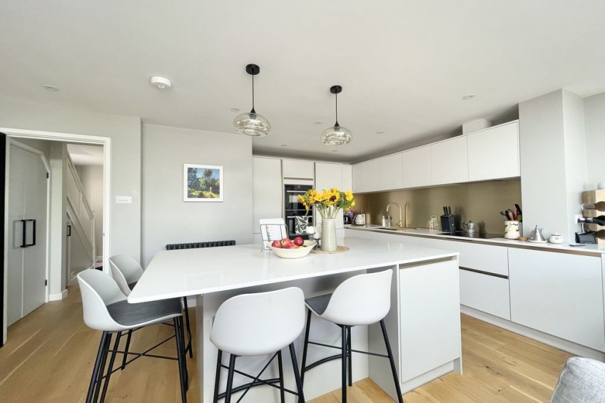 Images for Old Claygate Lane, Claygate