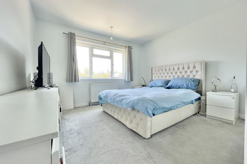 Images for Brookfield Gardens Claygate
