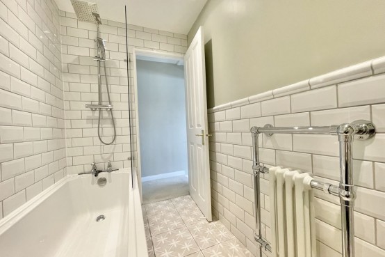 Images for The Green, Claygate EAID:MatthewPierce BID:Matthew Pierce