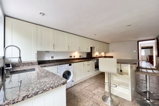 Images for Coverts Road, Claygate EAID:MatthewPierce BID:Matthew Pierce