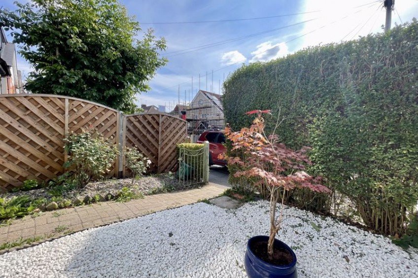 Images for Vale Road, Claygate